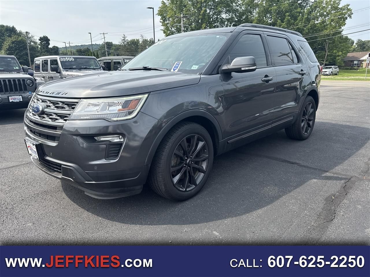 2019 FORD Explorer