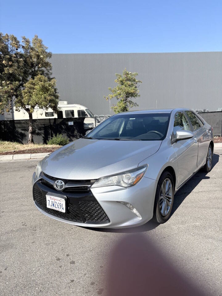 2015 TOYOTA Camry