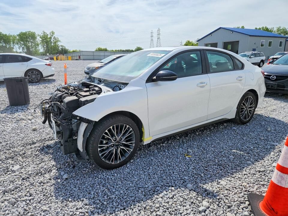 2023 KIA Forte