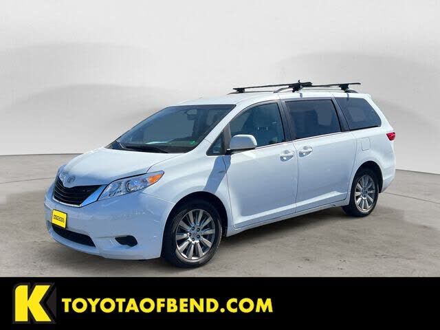 2017 TOYOTA Sienna