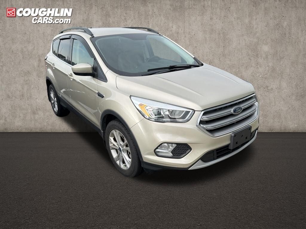 2017 FORD Escape