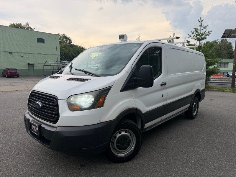 2015 FORD Transit