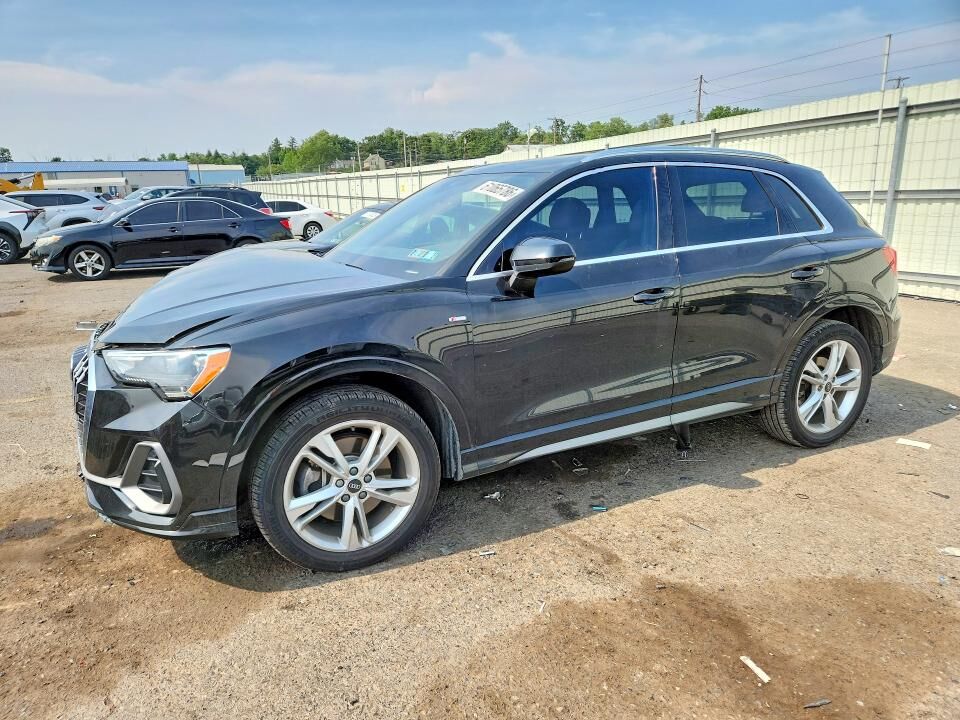 2022 AUDI Q3