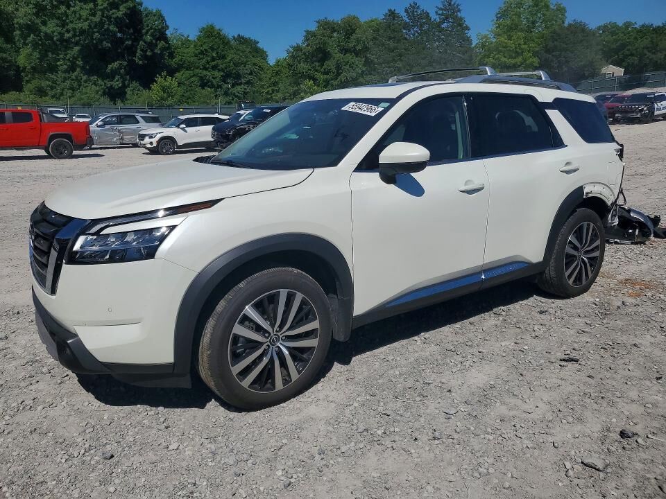 2024 NISSAN Pathfinder