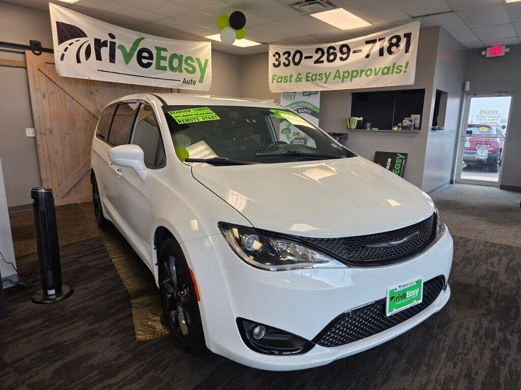 2019 CHRYSLER Pacifica