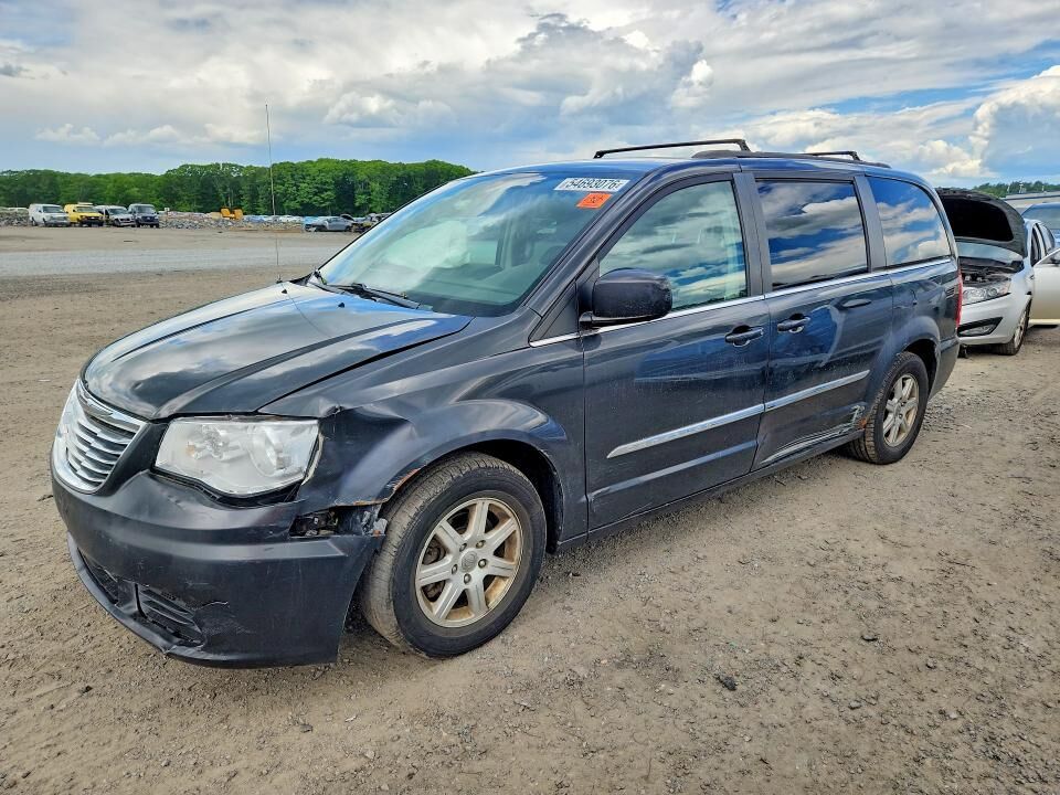 2011 CHRYSLER Town and Country