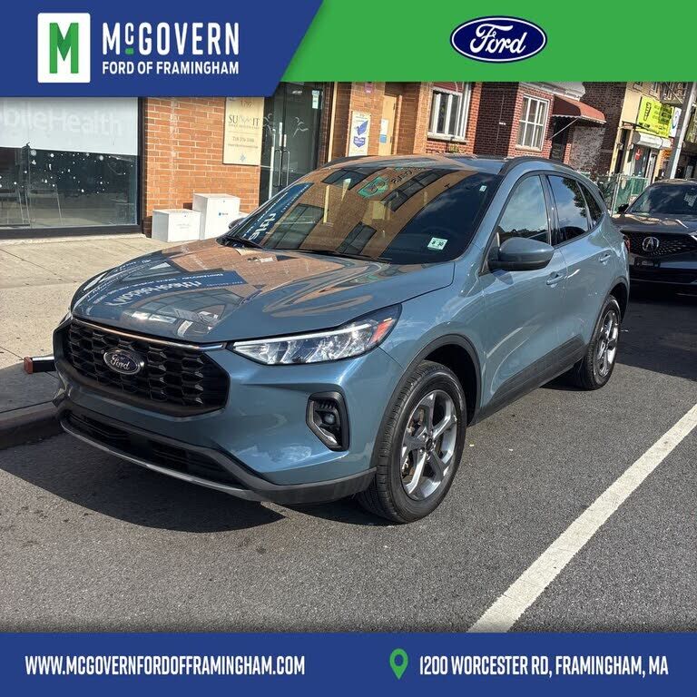 2025 FORD Escape