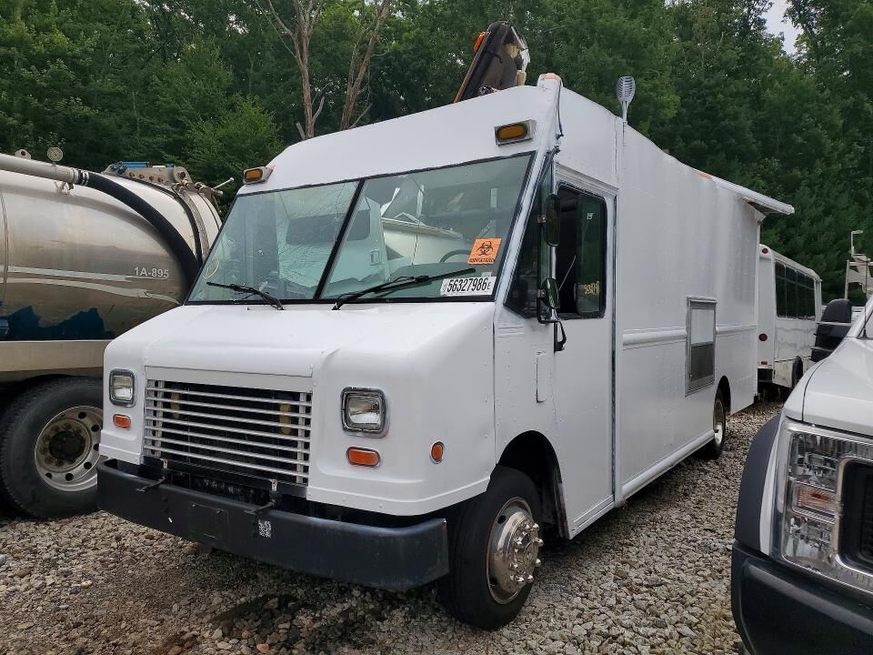2007 FREIGHTLINER MT 45 Chassis