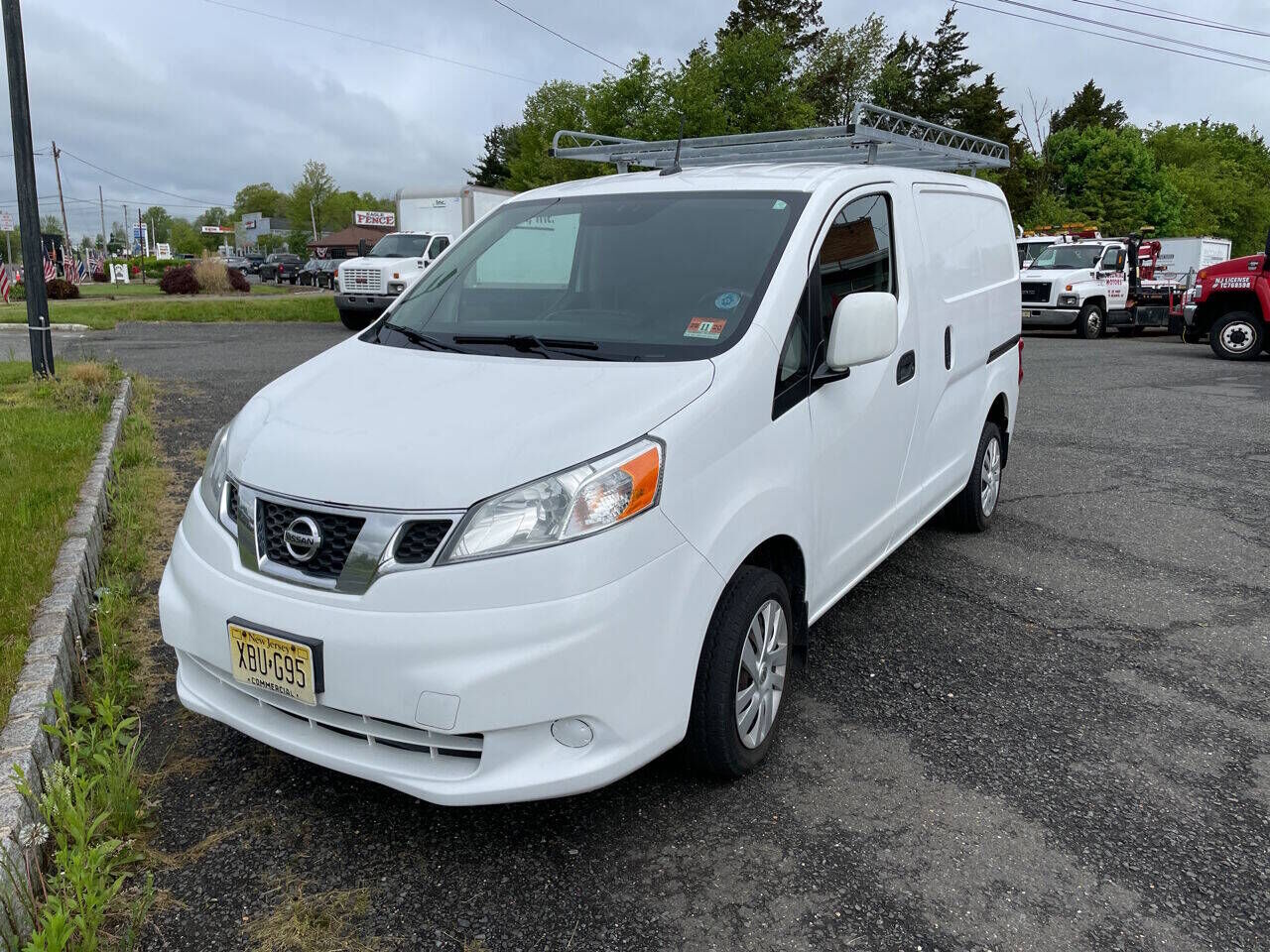 2014 NISSAN NV200