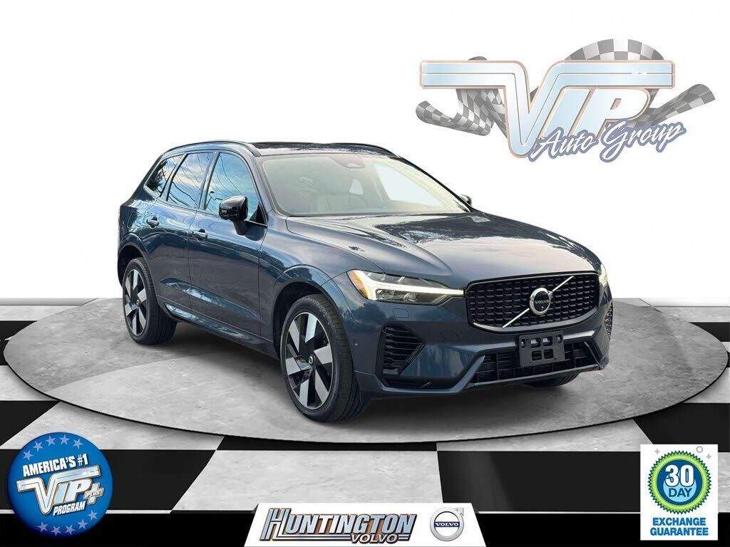2024 VOLVO XC60
