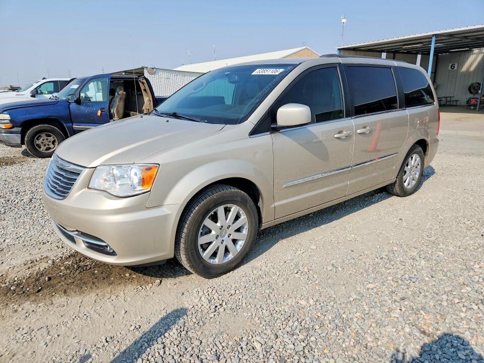 2016 CHRYSLER Town and Country