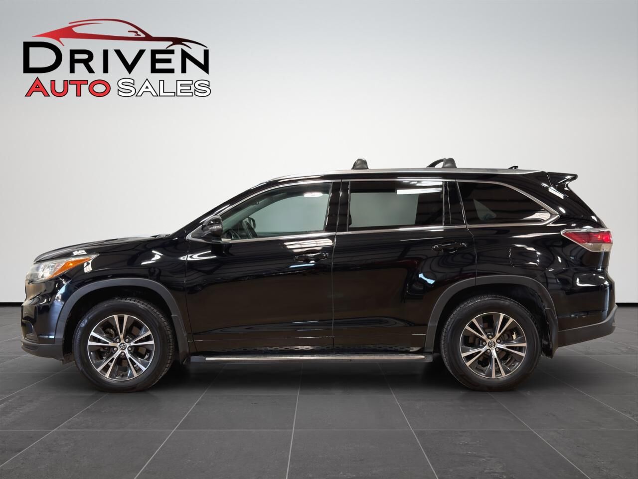 2016 TOYOTA Highlander