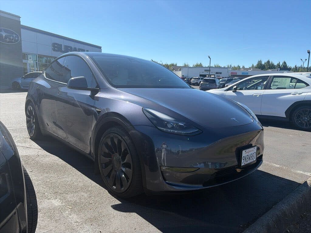 2022 TESLA Model Y