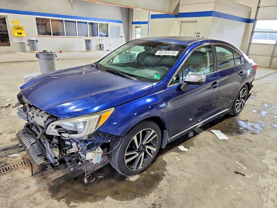2017 SUBARU Legacy