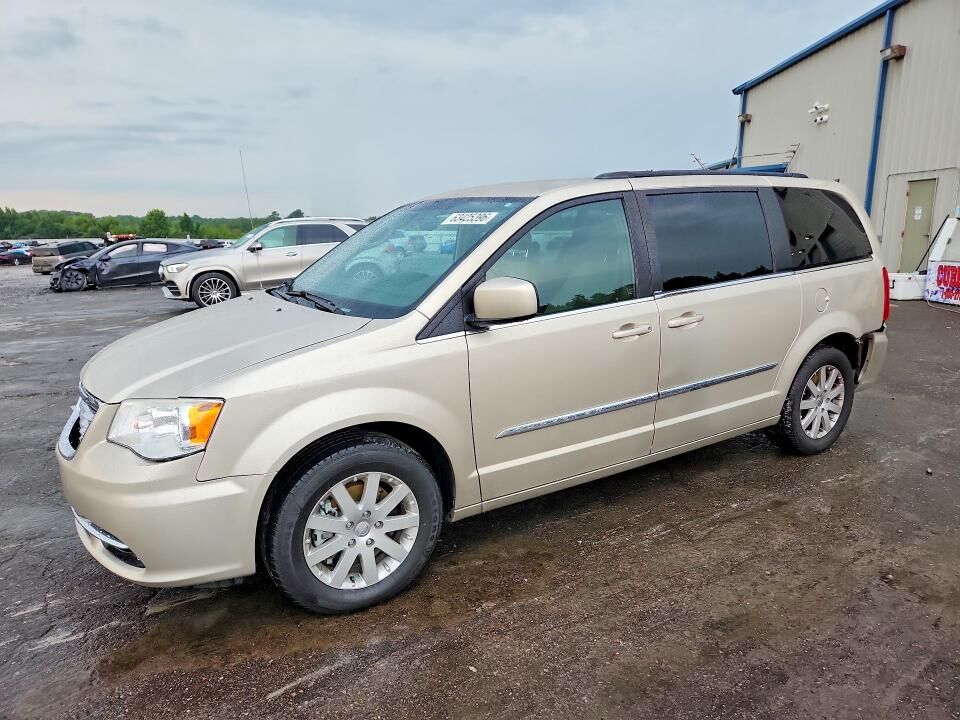 2013 CHRYSLER Town and Country