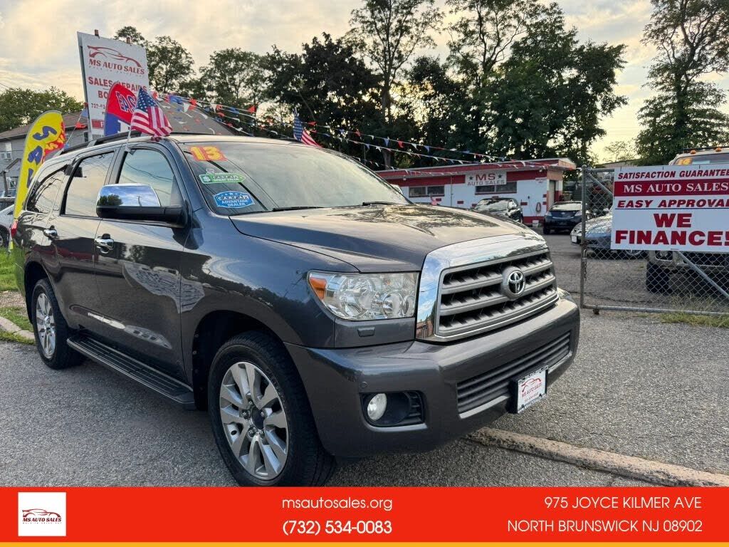 2013 TOYOTA Sequoia