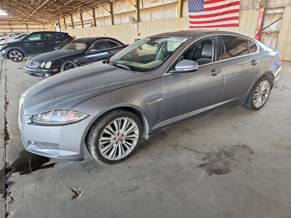 2015 JAGUAR XF