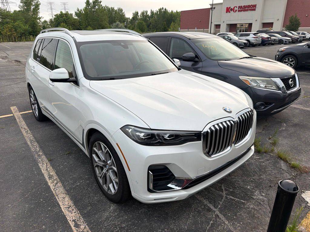 2022 BMW X7