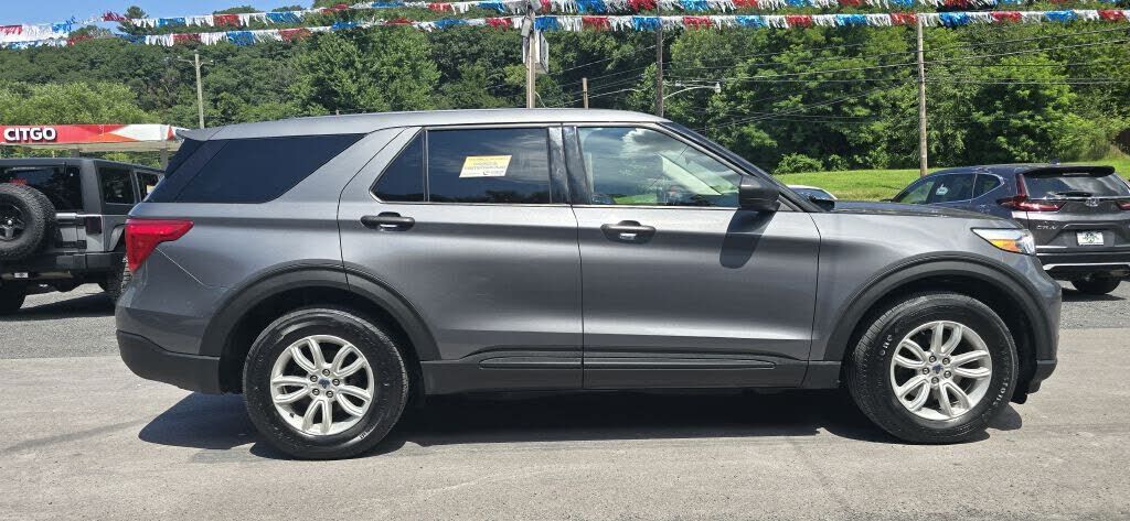 2021 FORD Explorer