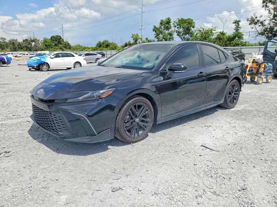 2025 TOYOTA Camry