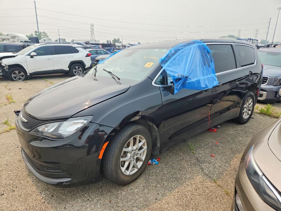 2024 CHRYSLER Voyager