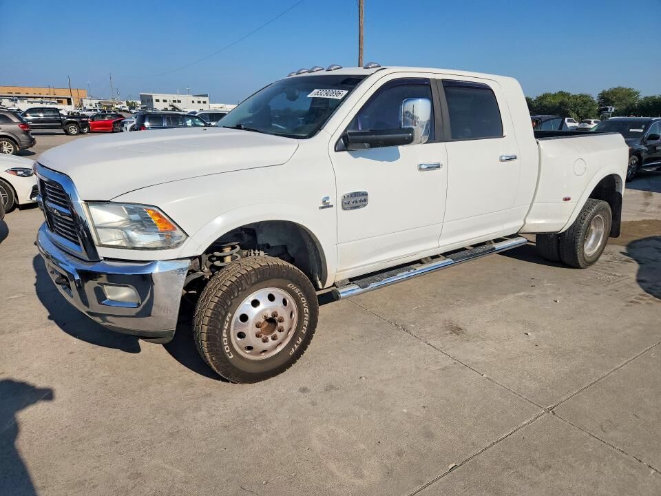 2012 DODGE Ram