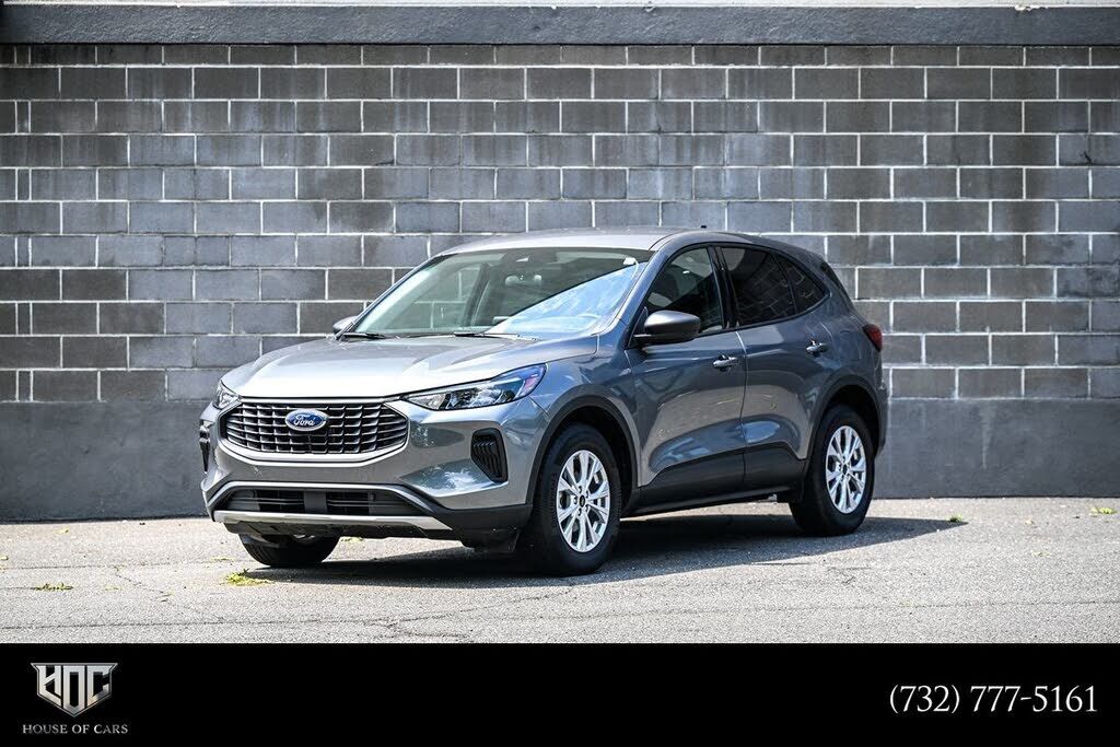 2025 FORD Escape