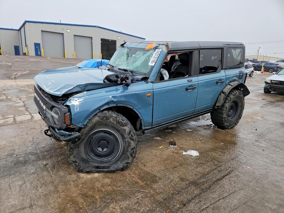 2021 FORD Bronco