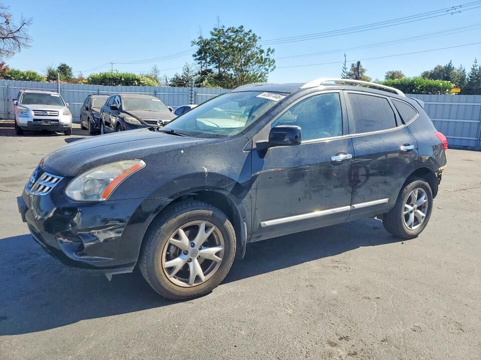 2011 NISSAN Rogue