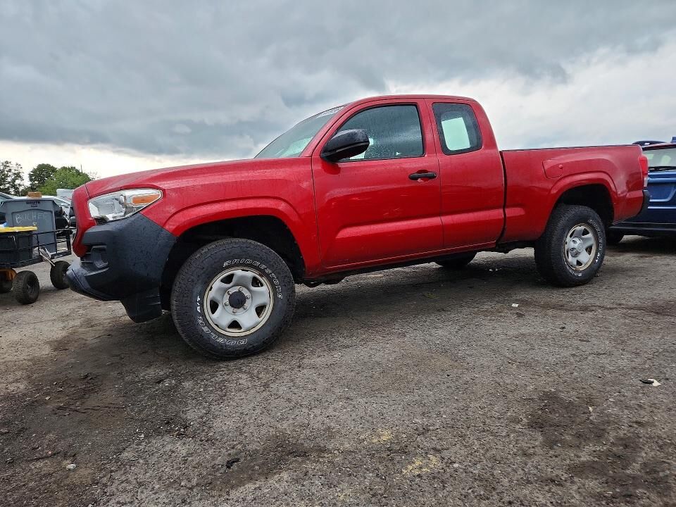 2017 TOYOTA Tacoma