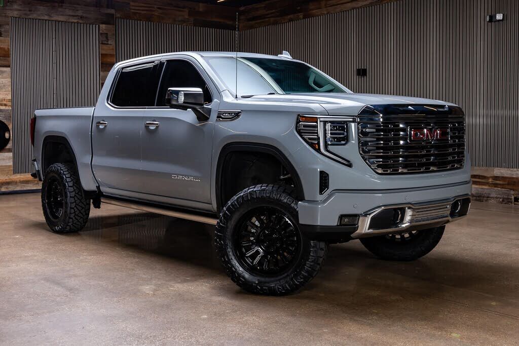2025 GMC Sierra