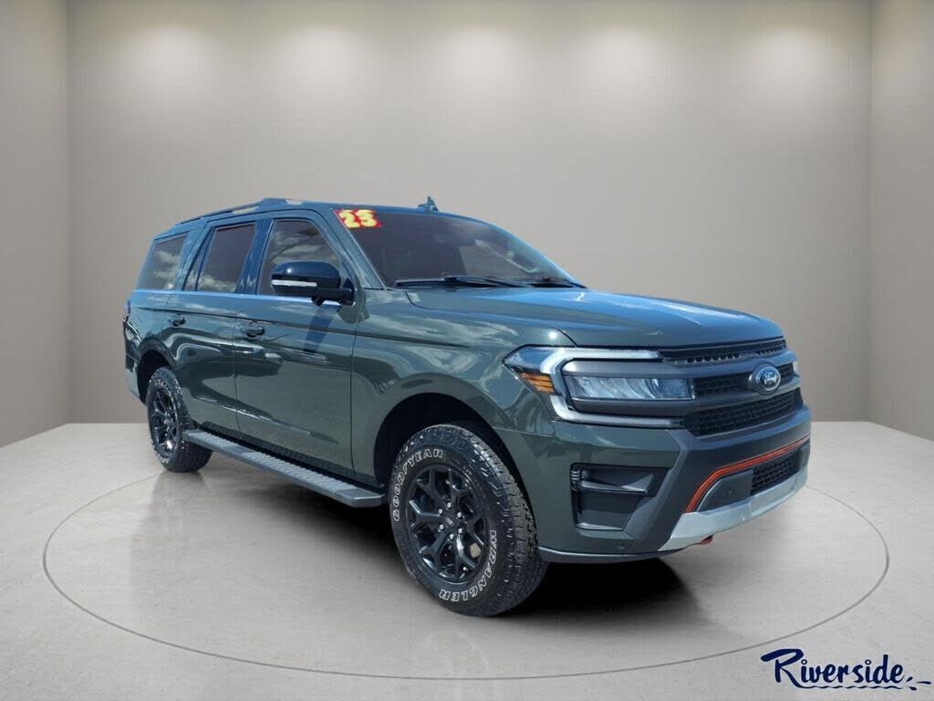 2022 FORD Expedition