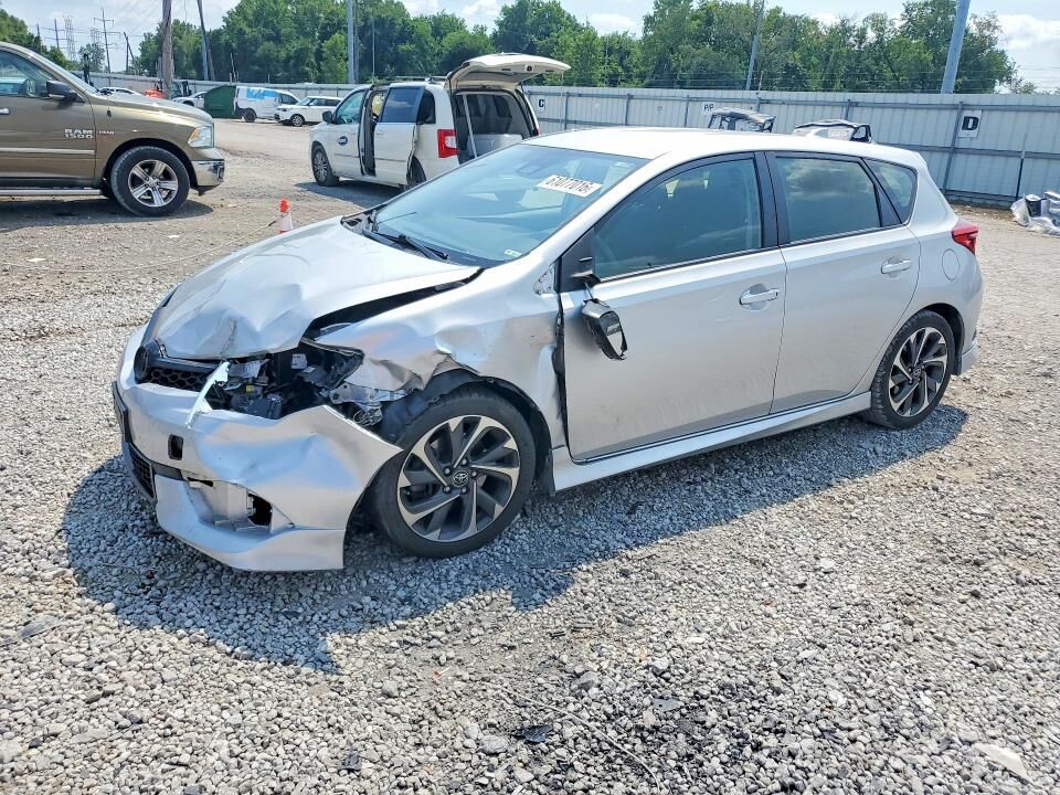 2018 TOYOTA COROLLA