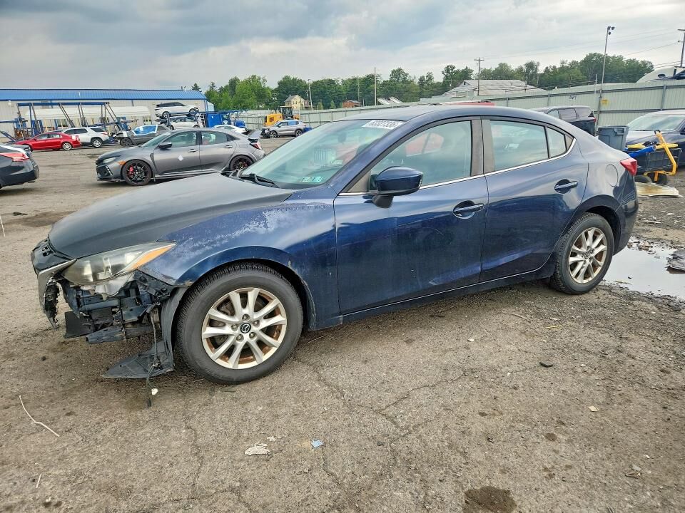 2016 MAZDA Mazda3