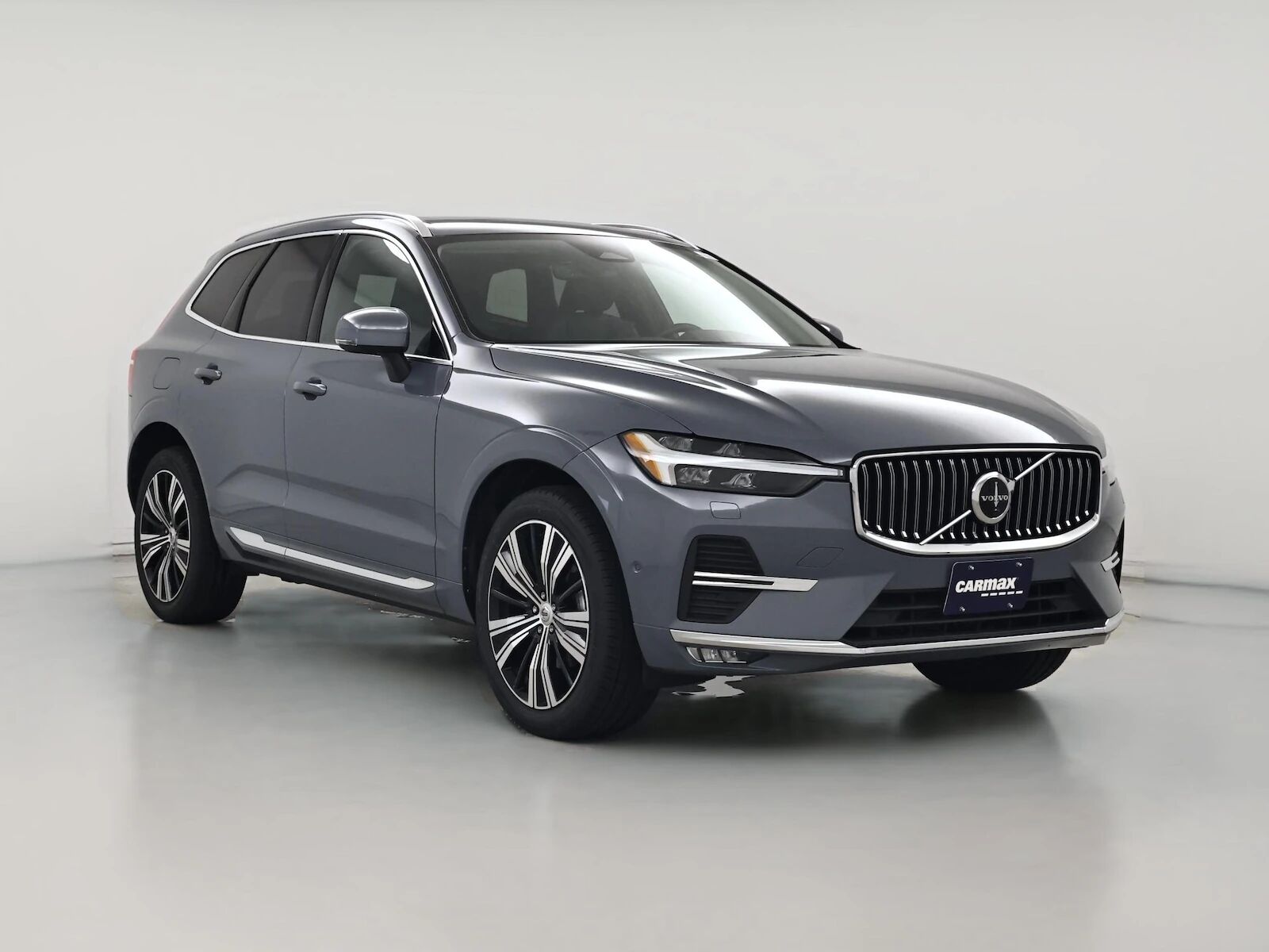 2023 VOLVO XC60
