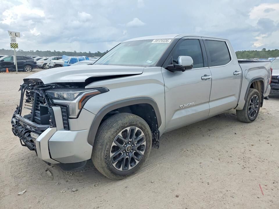 2024 TOYOTA Tundra