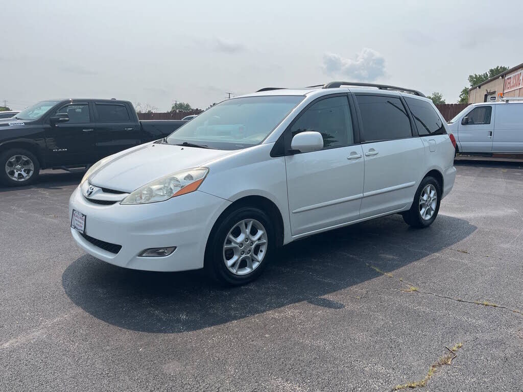 2006 TOYOTA Sienna
