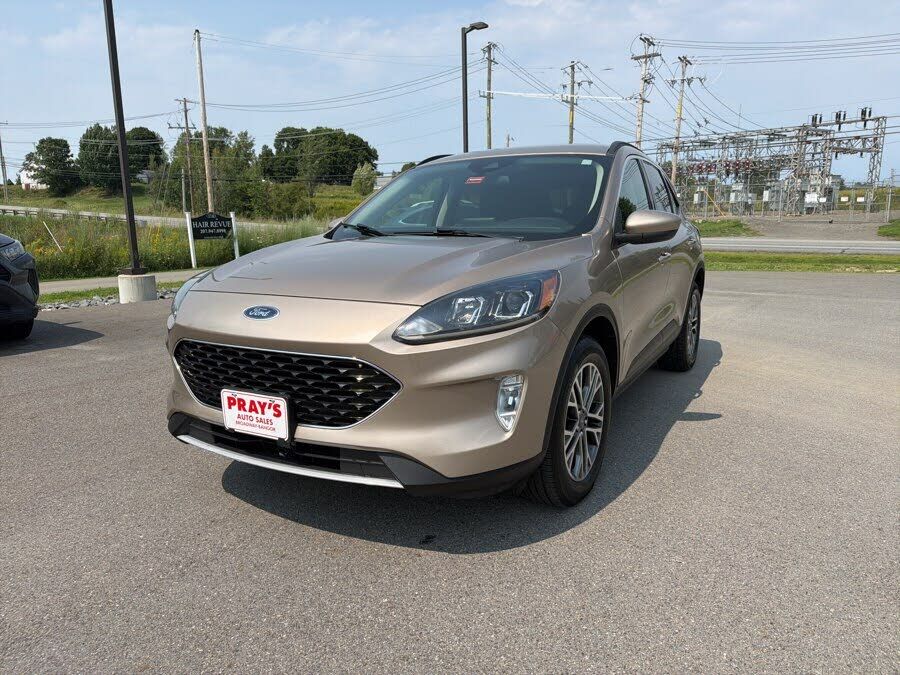 2020 FORD Escape