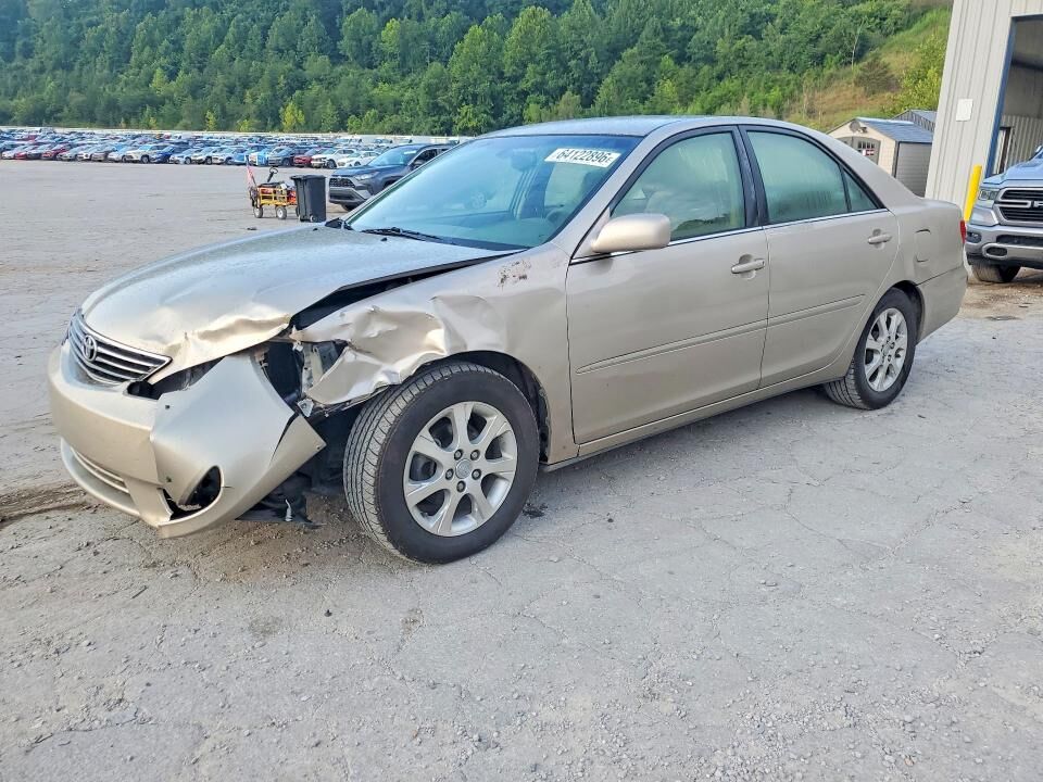 2005 TOYOTA Camry