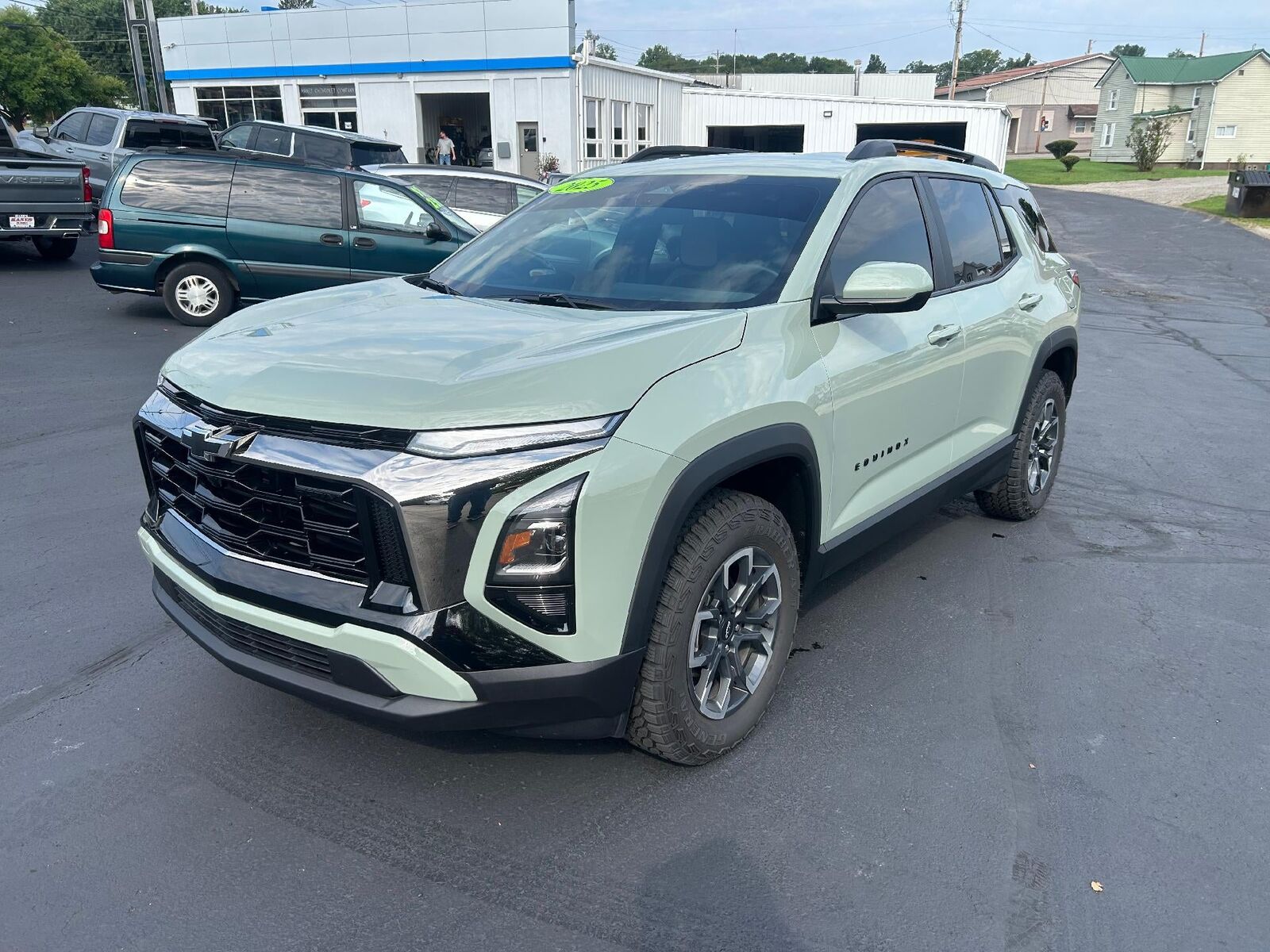 2025 CHEVROLET Equinox