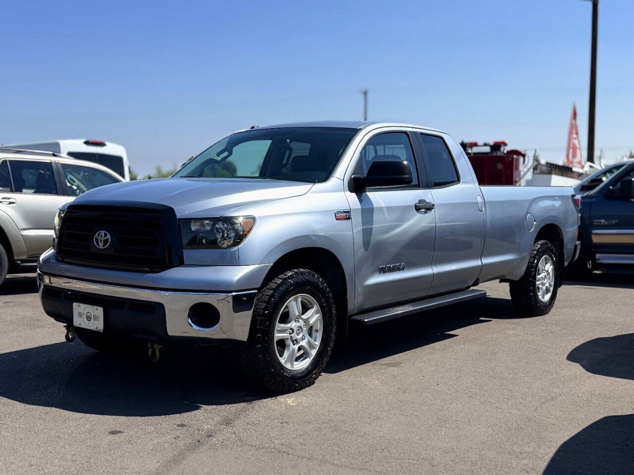 2011 TOYOTA Tundra
