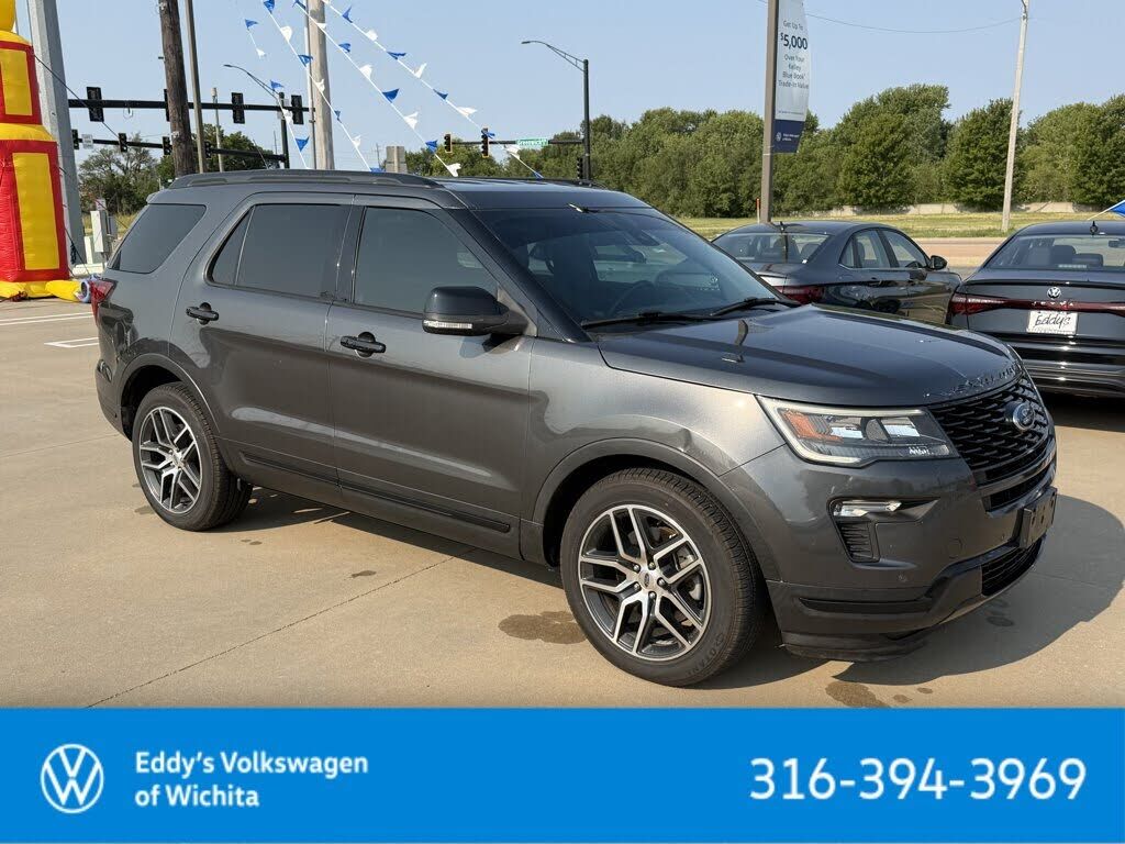 2019 FORD Explorer