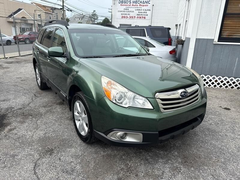2012 SUBARU Outback
