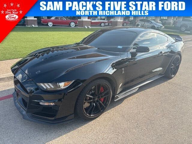 2021 FORD Mustang