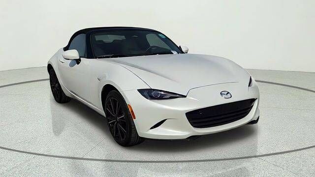 2025 MAZDA MX-5