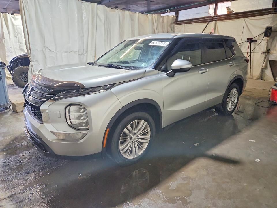 2022 MITSUBISHI Outlander
