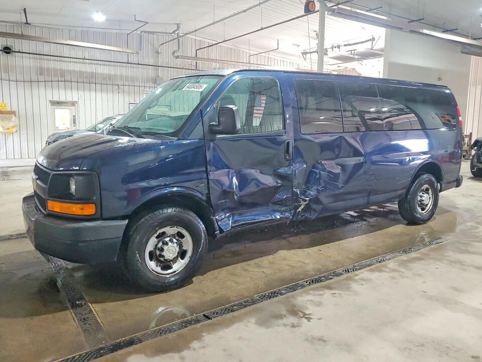 2011 CHEVROLET Express
