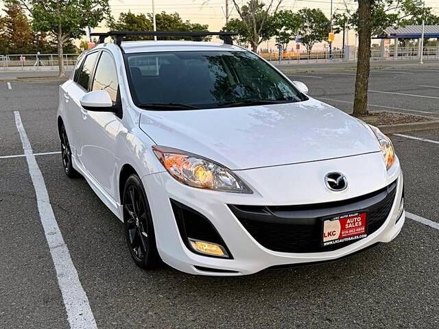 2011 MAZDA Mazda3