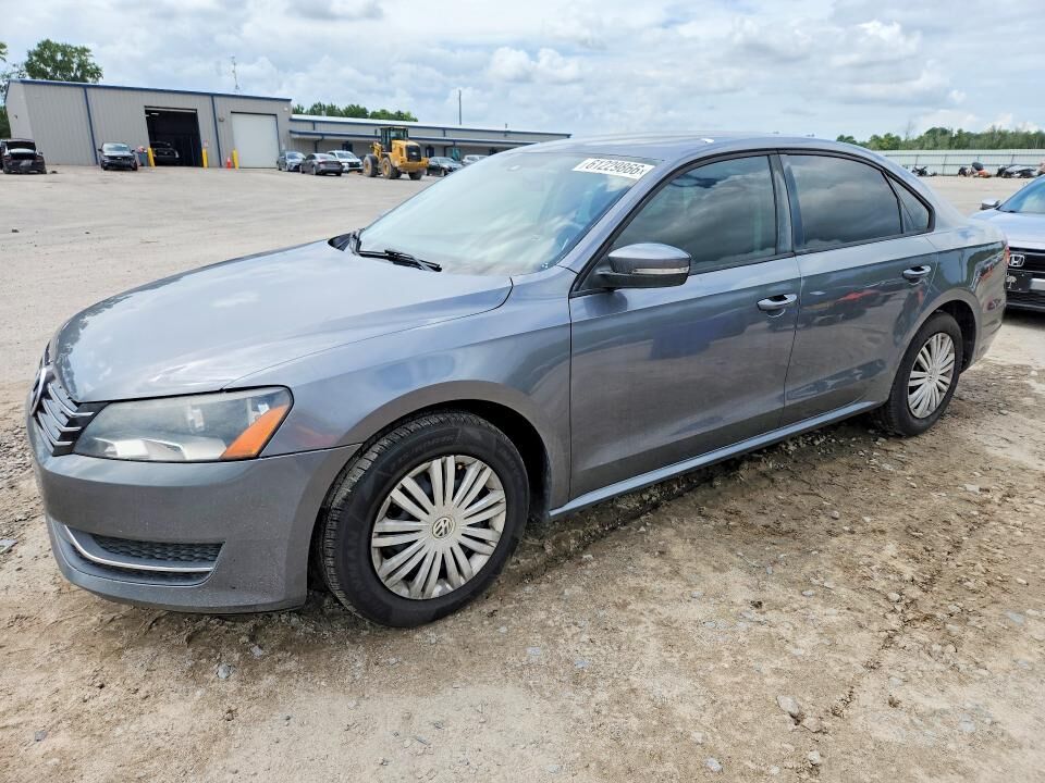 2014 VOLKSWAGEN Passat