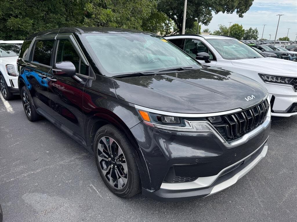 2022 KIA Carnival